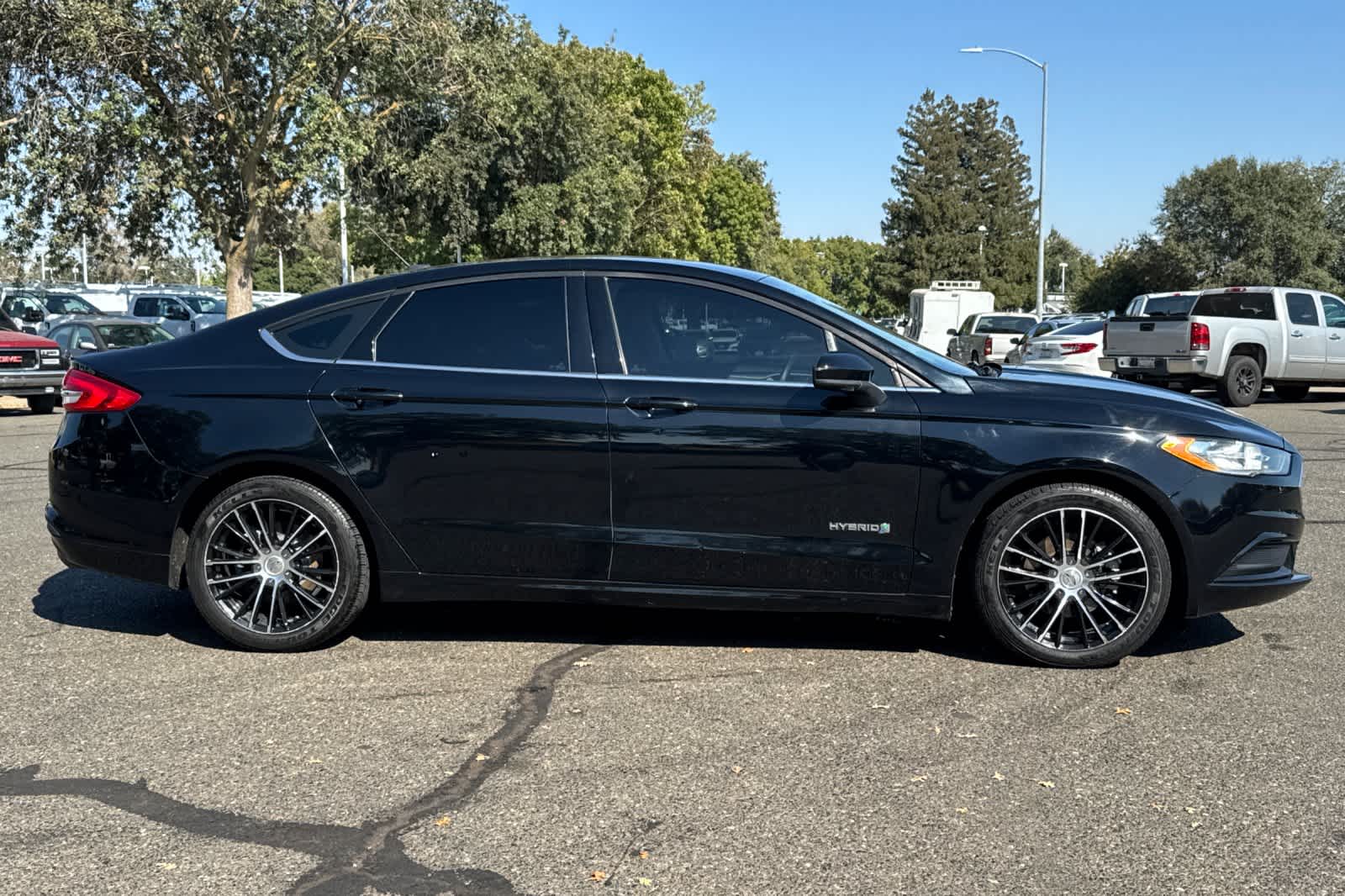Thumbnail: 2018 Ford Fusion - 8