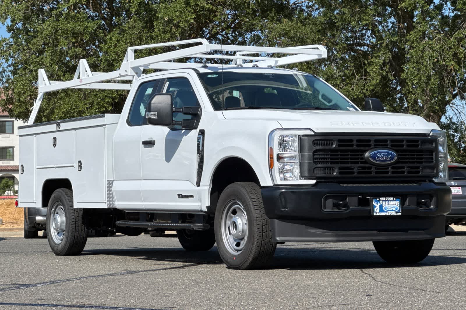 Thumbnail: 2025 Ford F-350 - 9