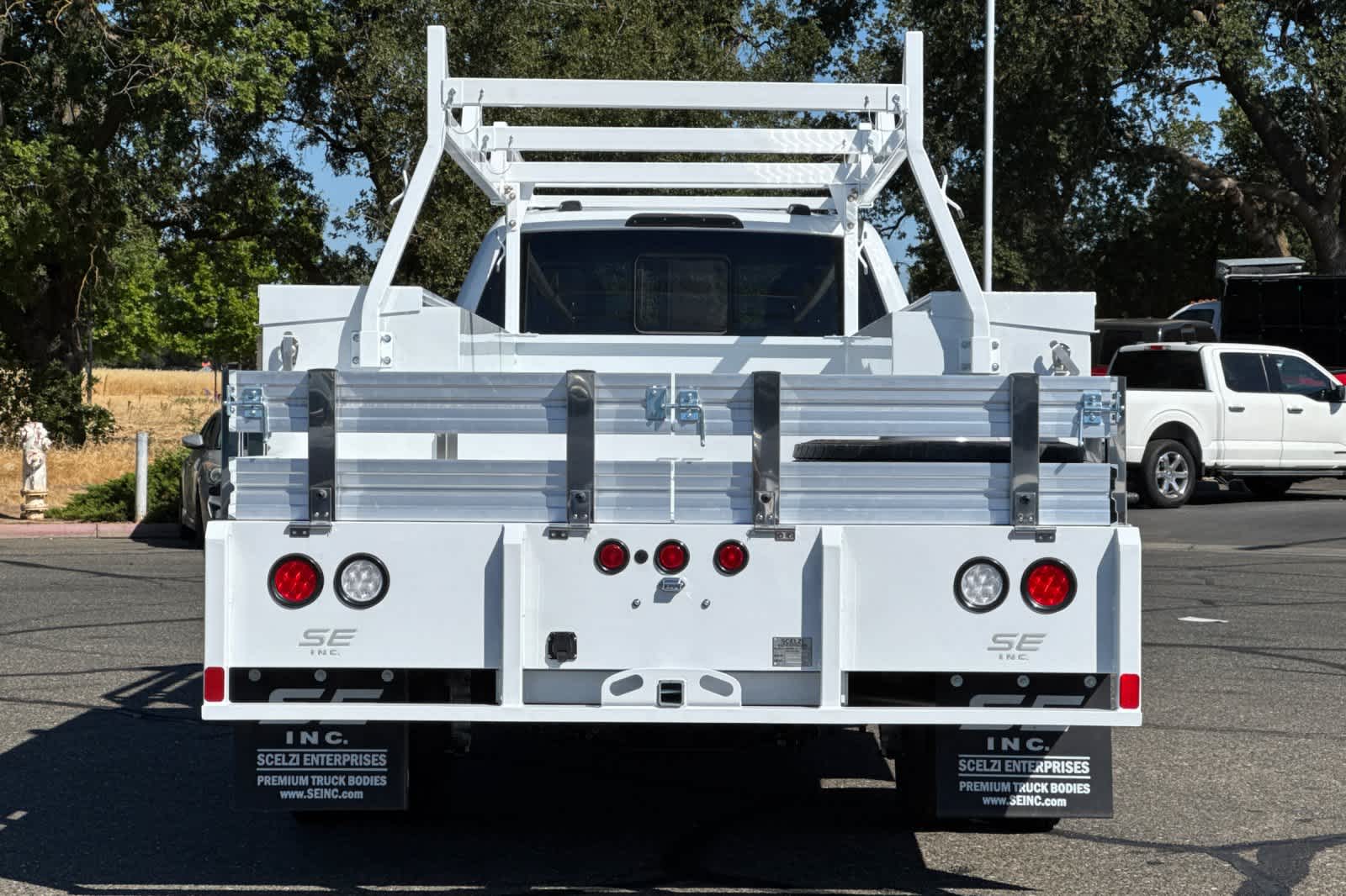 Thumbnail: 2025 Ford F-550 - 7