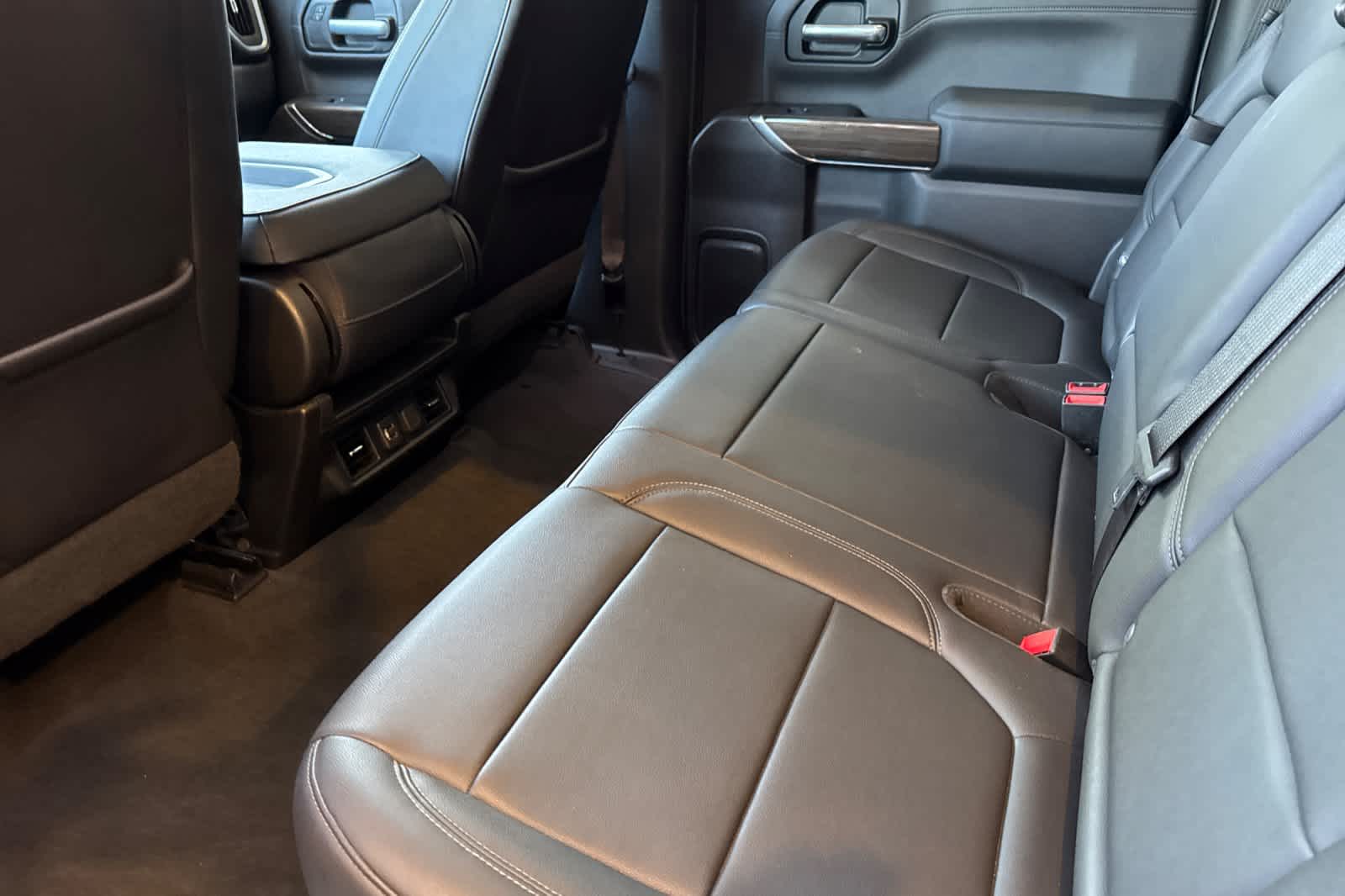 Thumbnail: 2019 Chevrolet Silverado 1500 - 4