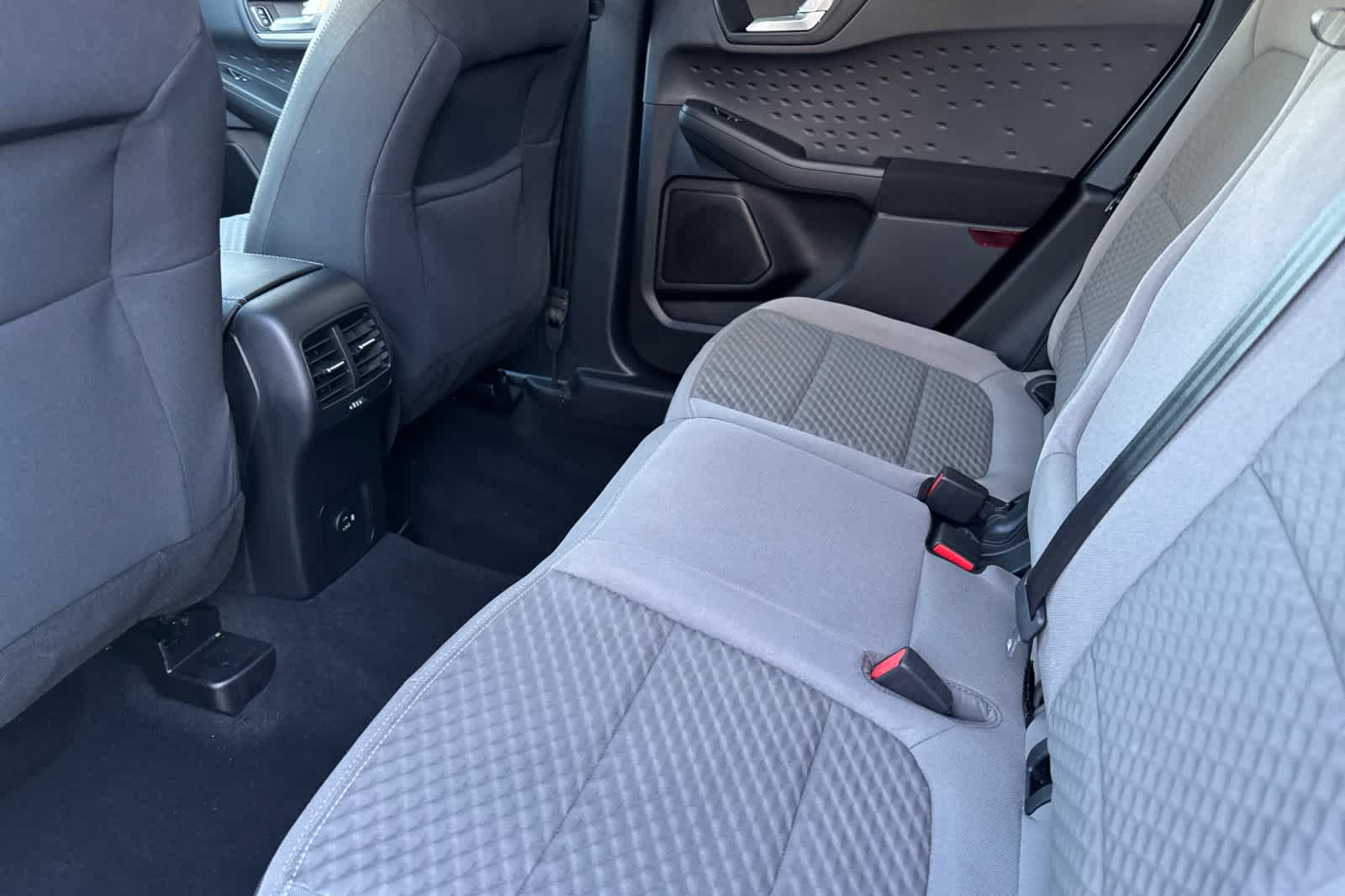 Thumbnail: 2020 Ford Escape - 4