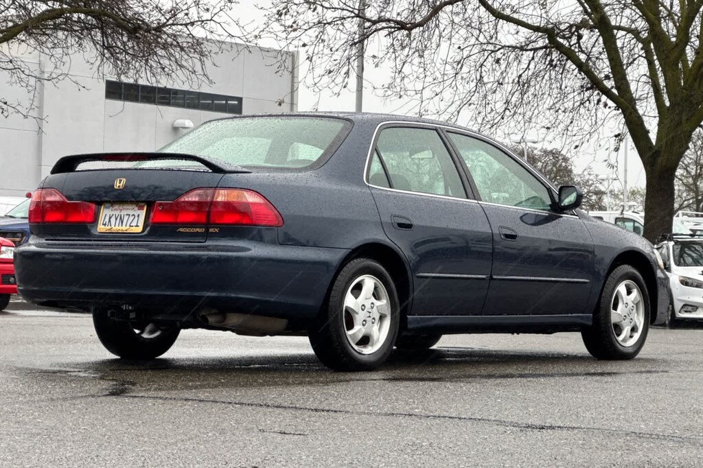 Used 2000 Honda Accord 2.3 EX w/Leather Sedan