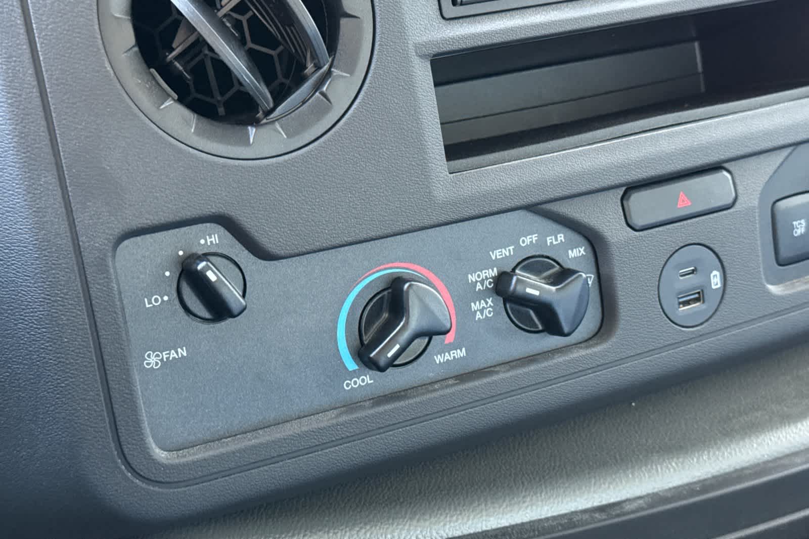 Thumbnail: 2026 Ford Econoline - 18