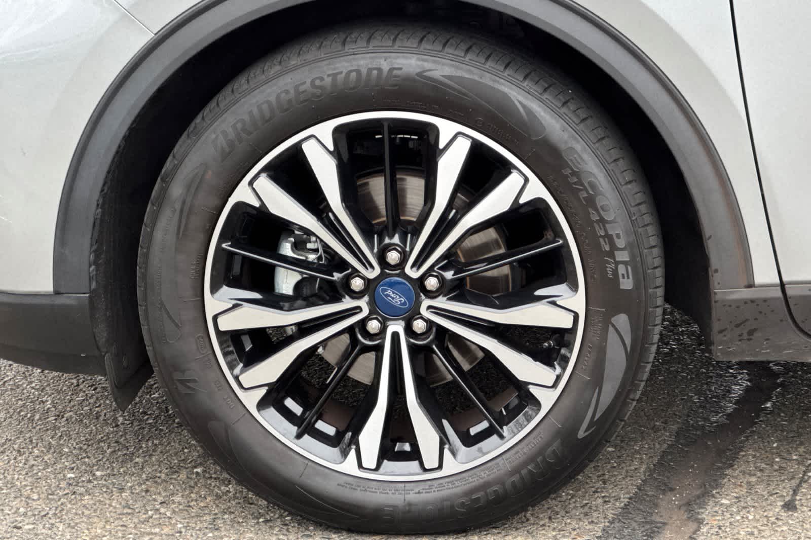 Thumbnail: 2022 Ford Escape - 26