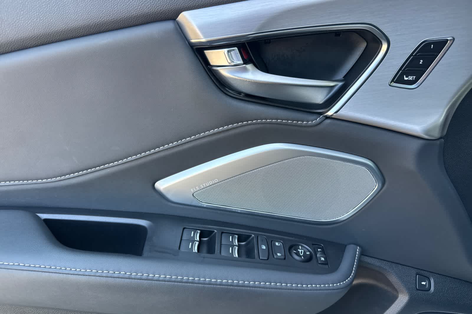 Thumbnail: 2021 Acura RDX - 12