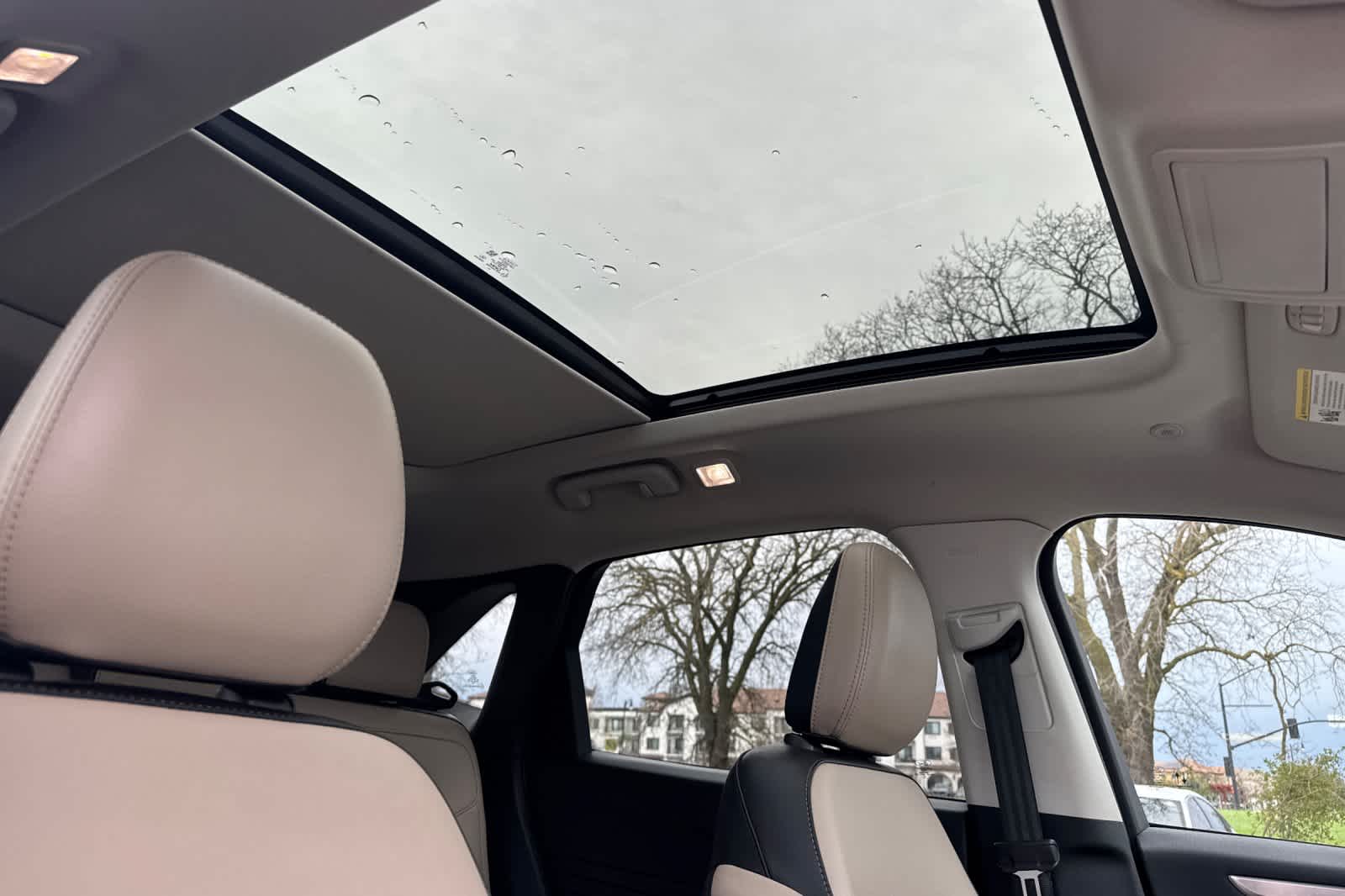 Thumbnail: 2022 Ford Escape - 17