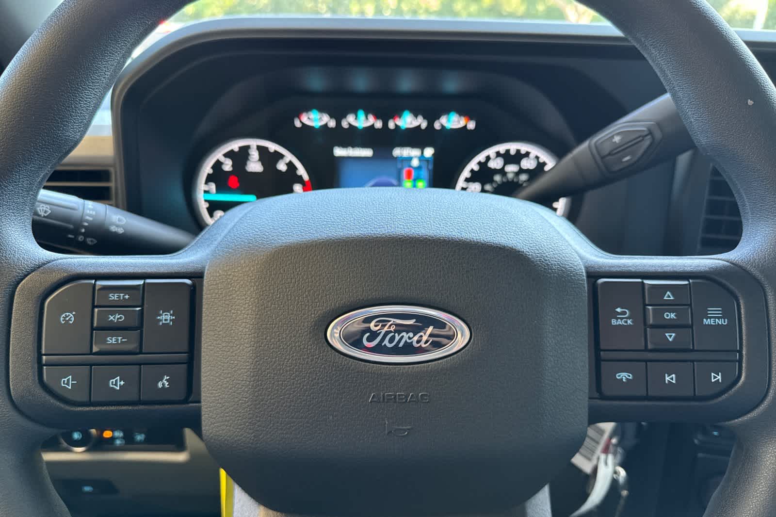 Thumbnail: 2025 Ford F-350 - 21