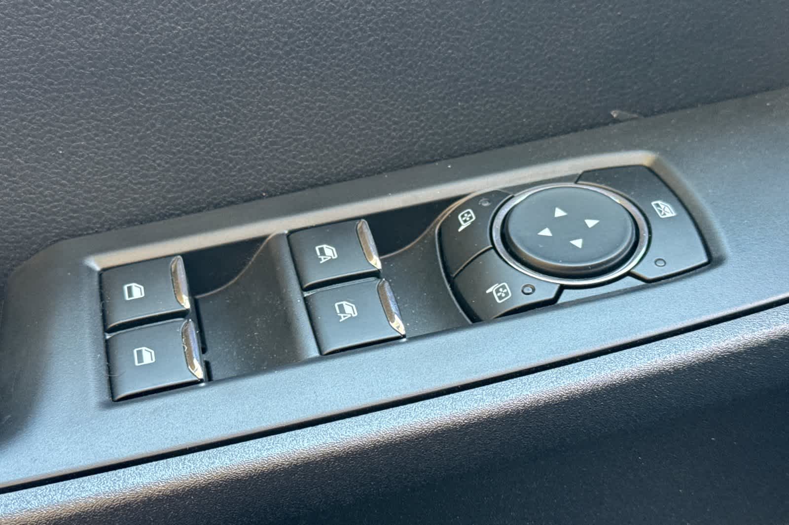 Thumbnail: 2025 Ford F-350 - 13