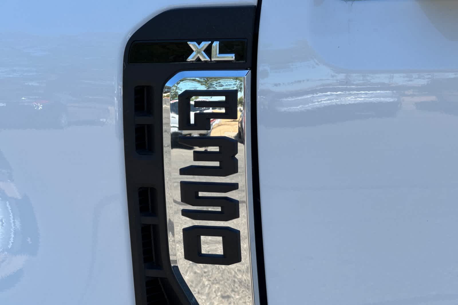 Thumbnail: 2025 Ford F-350 - 25