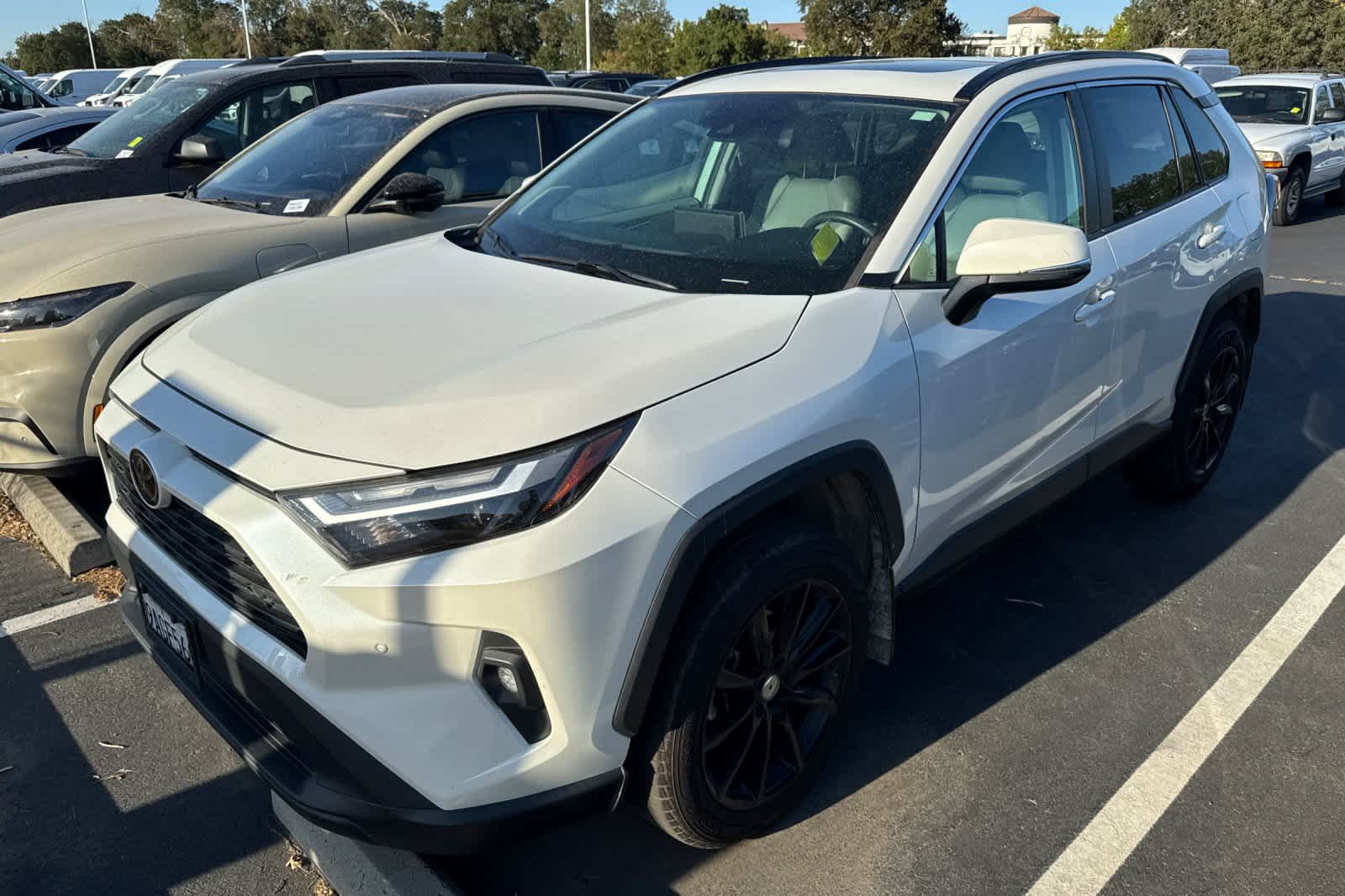 Thumbnail: 2022 Toyota RAV4 - 1