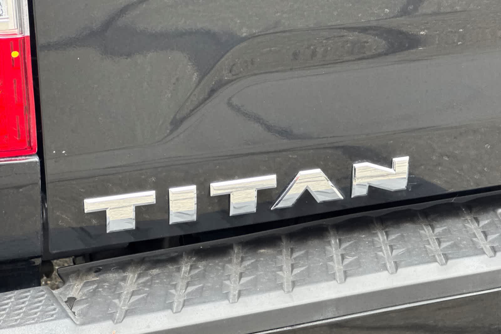 Thumbnail: 2021 Nissan Titan - 26