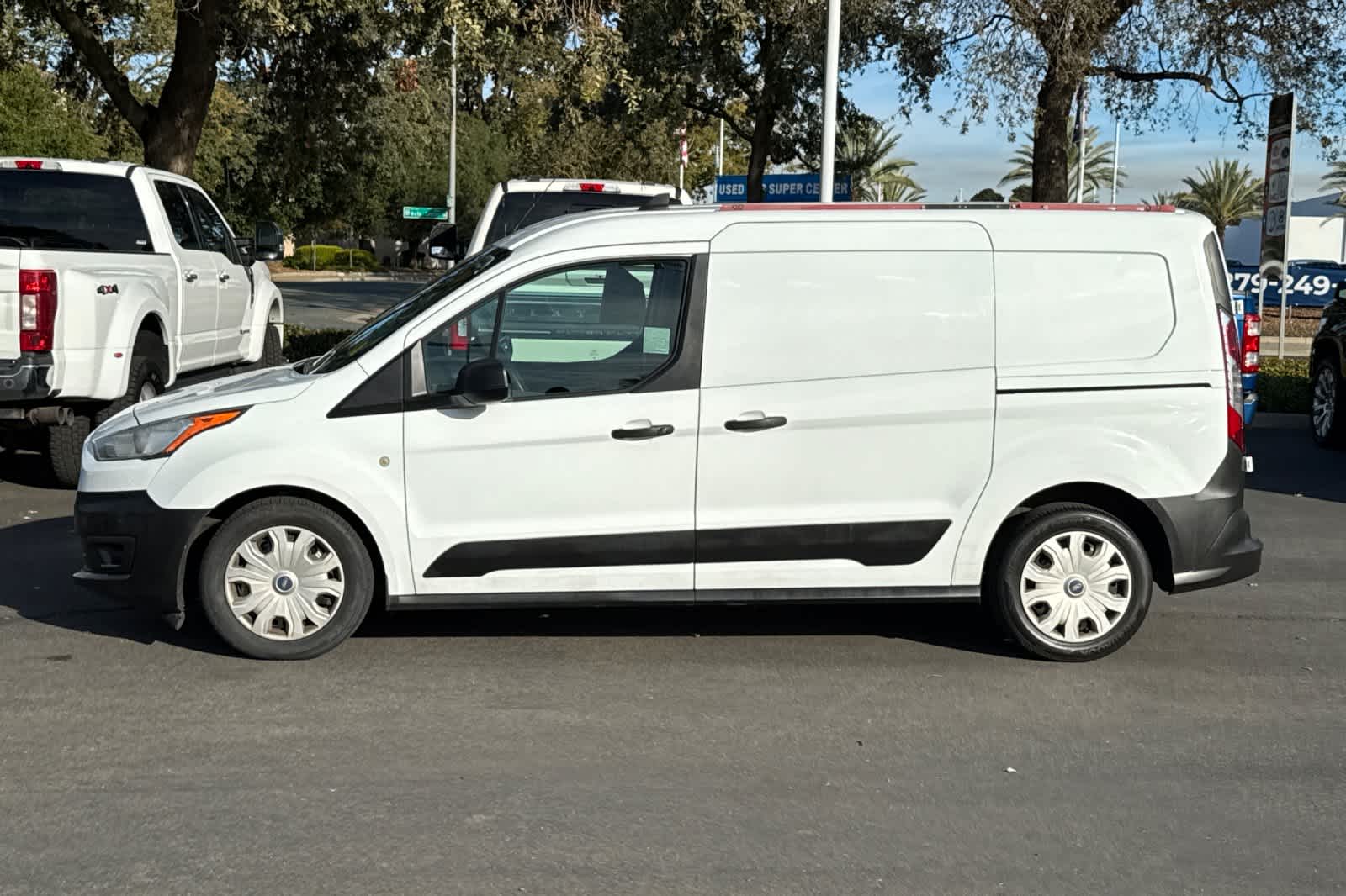 Thumbnail: 2020 Ford Transit Series - 4