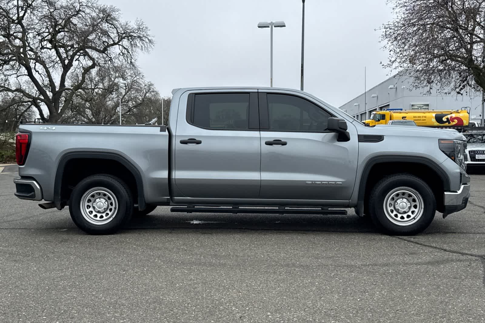 Thumbnail: 2024 GMC Sierra 1500 - 8