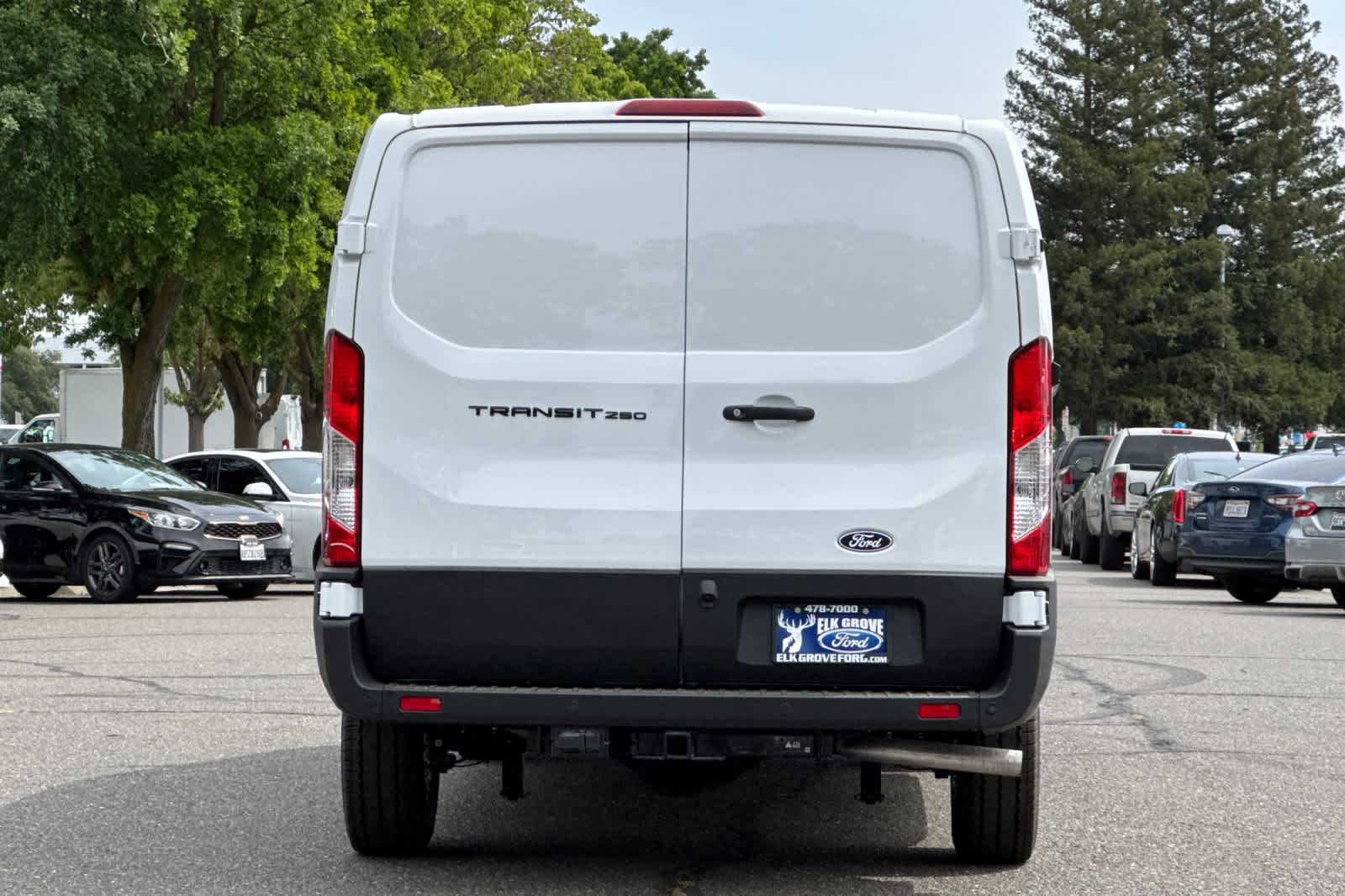 Thumbnail: 2026 Ford Transit Series - 6