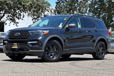 2023 Ford Explorer XLT SUV