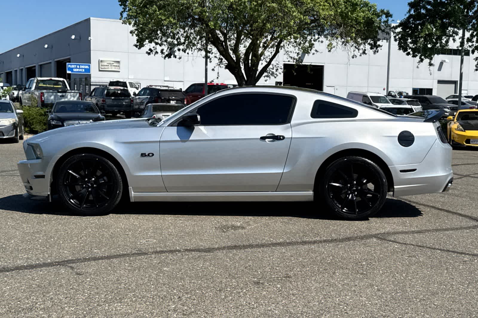 Thumbnail: 2014 Ford Mustang - 5