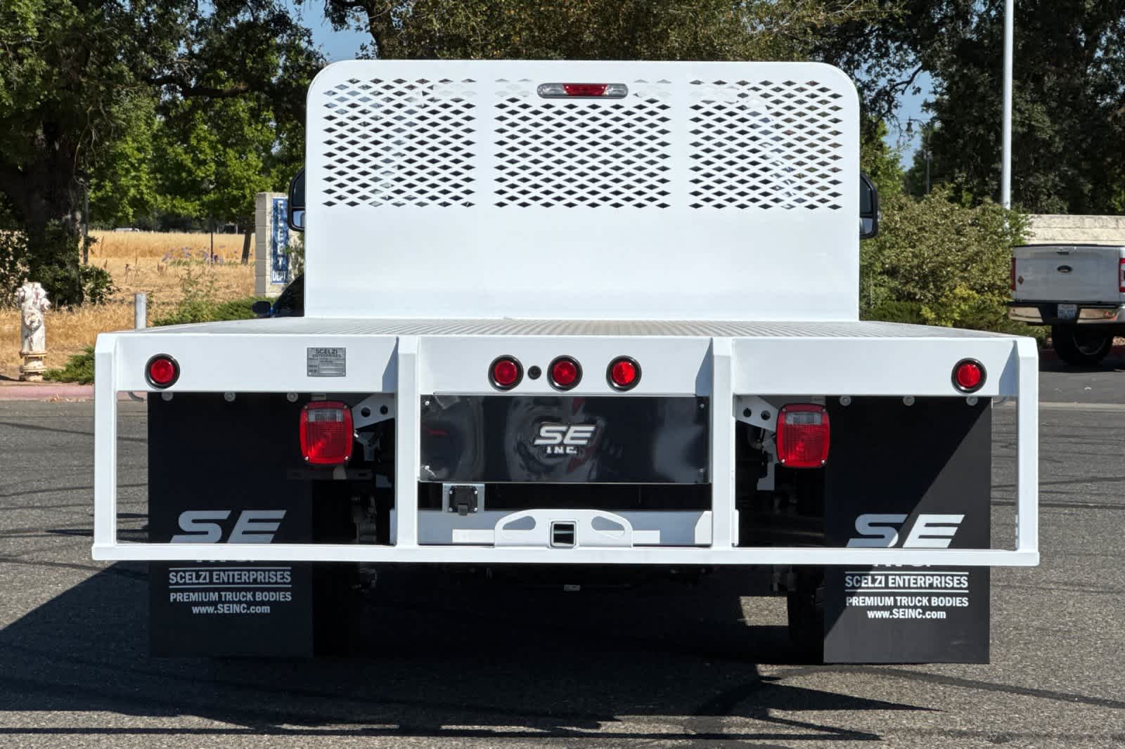 Thumbnail: 2025 Ford F-550 - 6