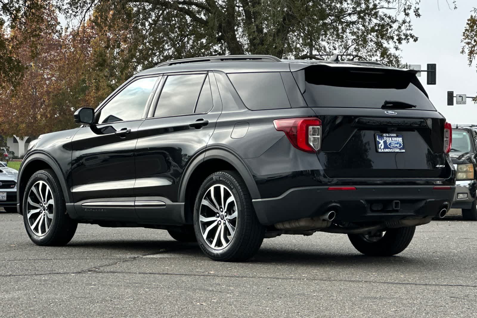 Thumbnail: 2022 Ford Explorer - 6