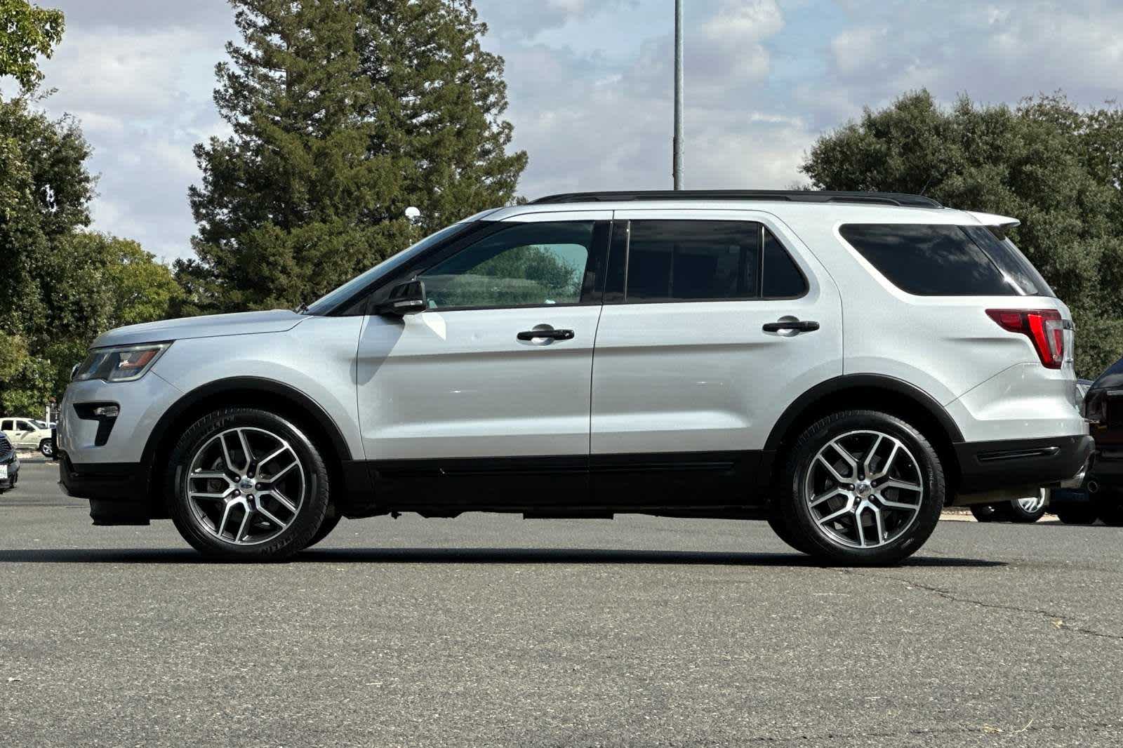 2019 Ford Explorer Sport 5