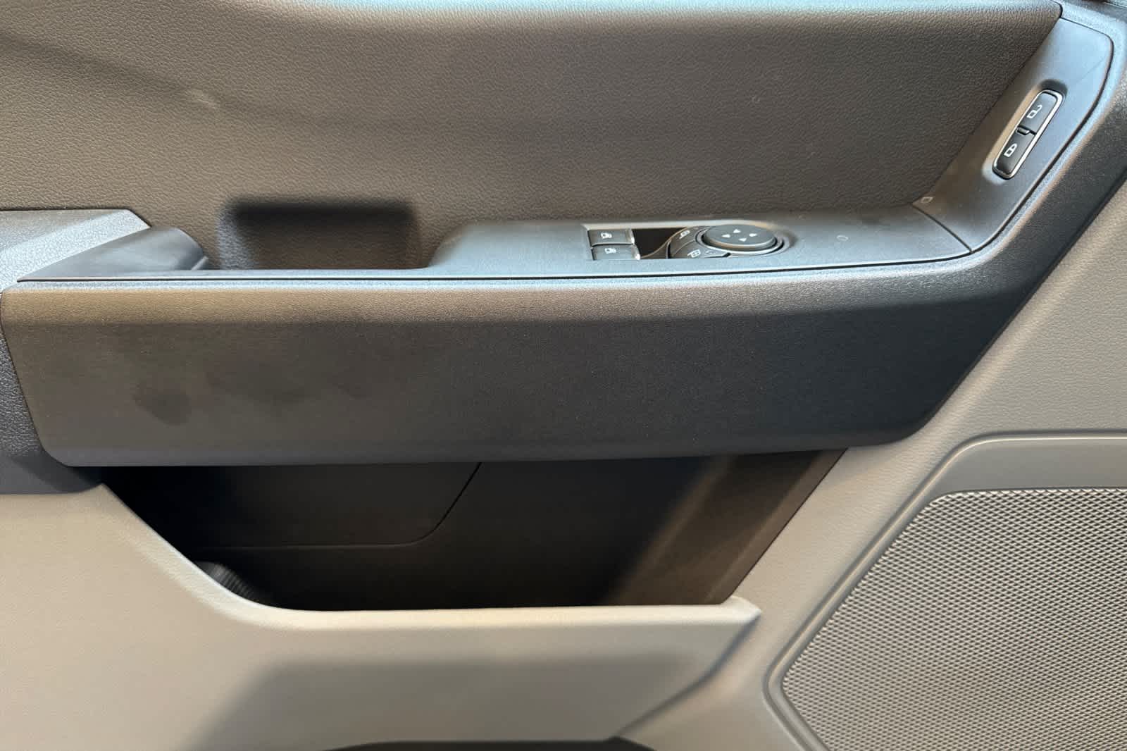 Thumbnail: 2025 Ford F-350 - 11