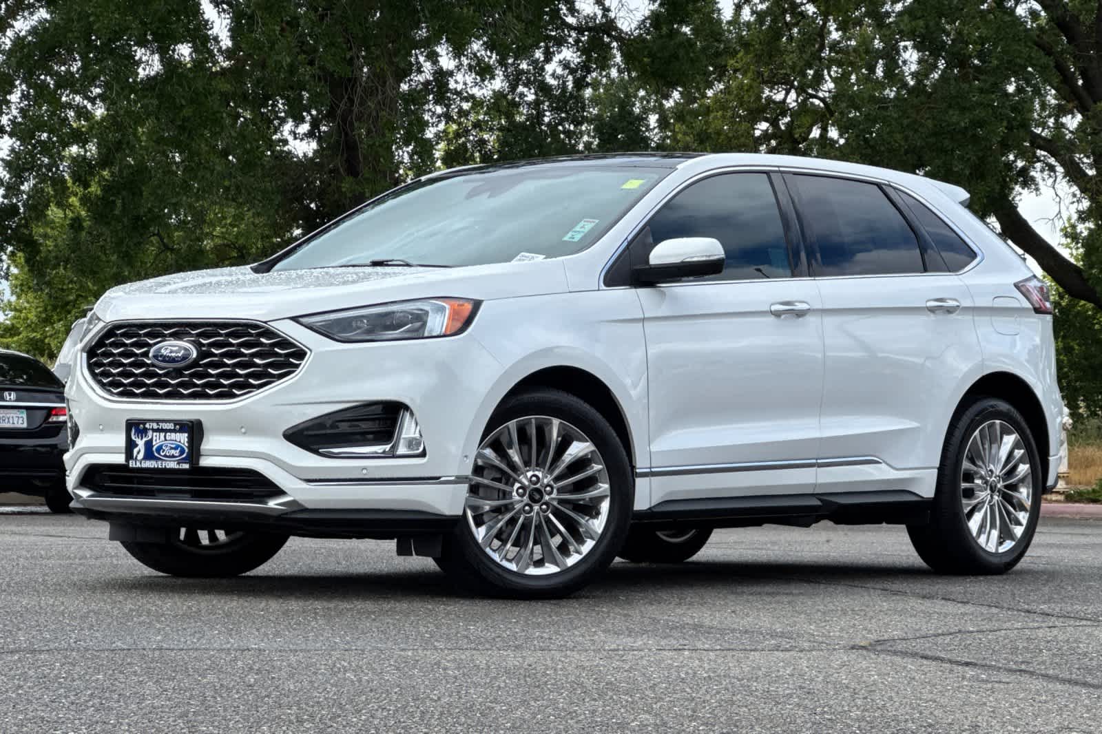 2024 Ford Edge Titanium photo 1