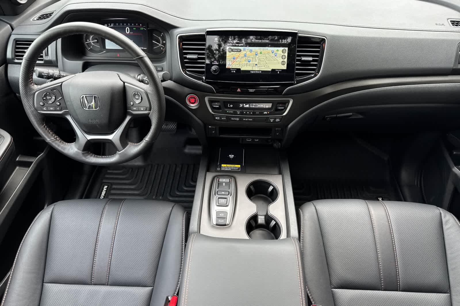 2025 Honda Passport TrailSport photo 2