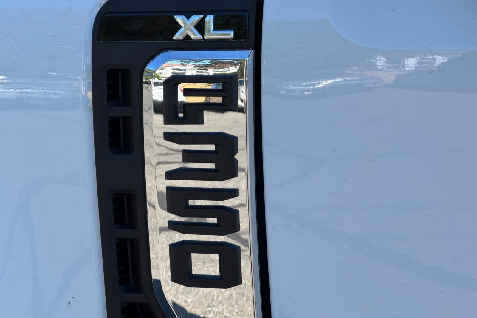 Thumbnail: 2025 Ford F-350 - 24