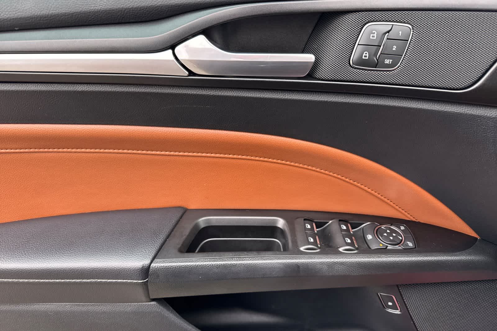 Thumbnail: 2019 Ford Fusion - 12