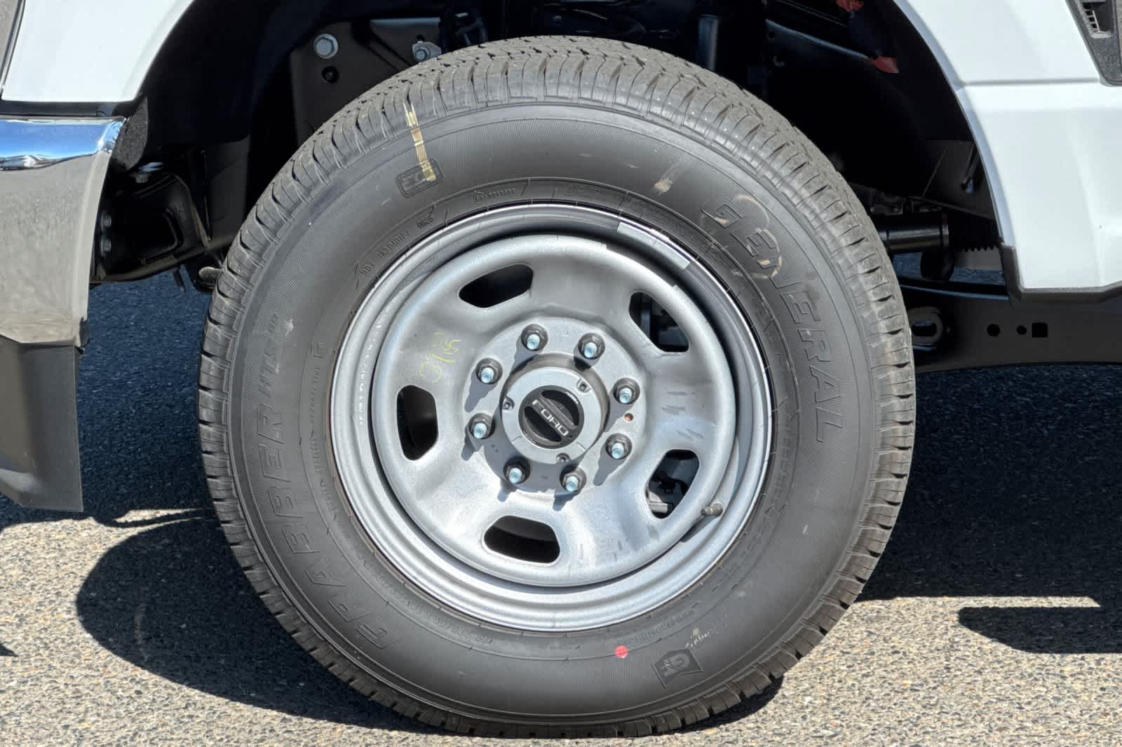 Thumbnail: 2025 Ford F-350 - 24