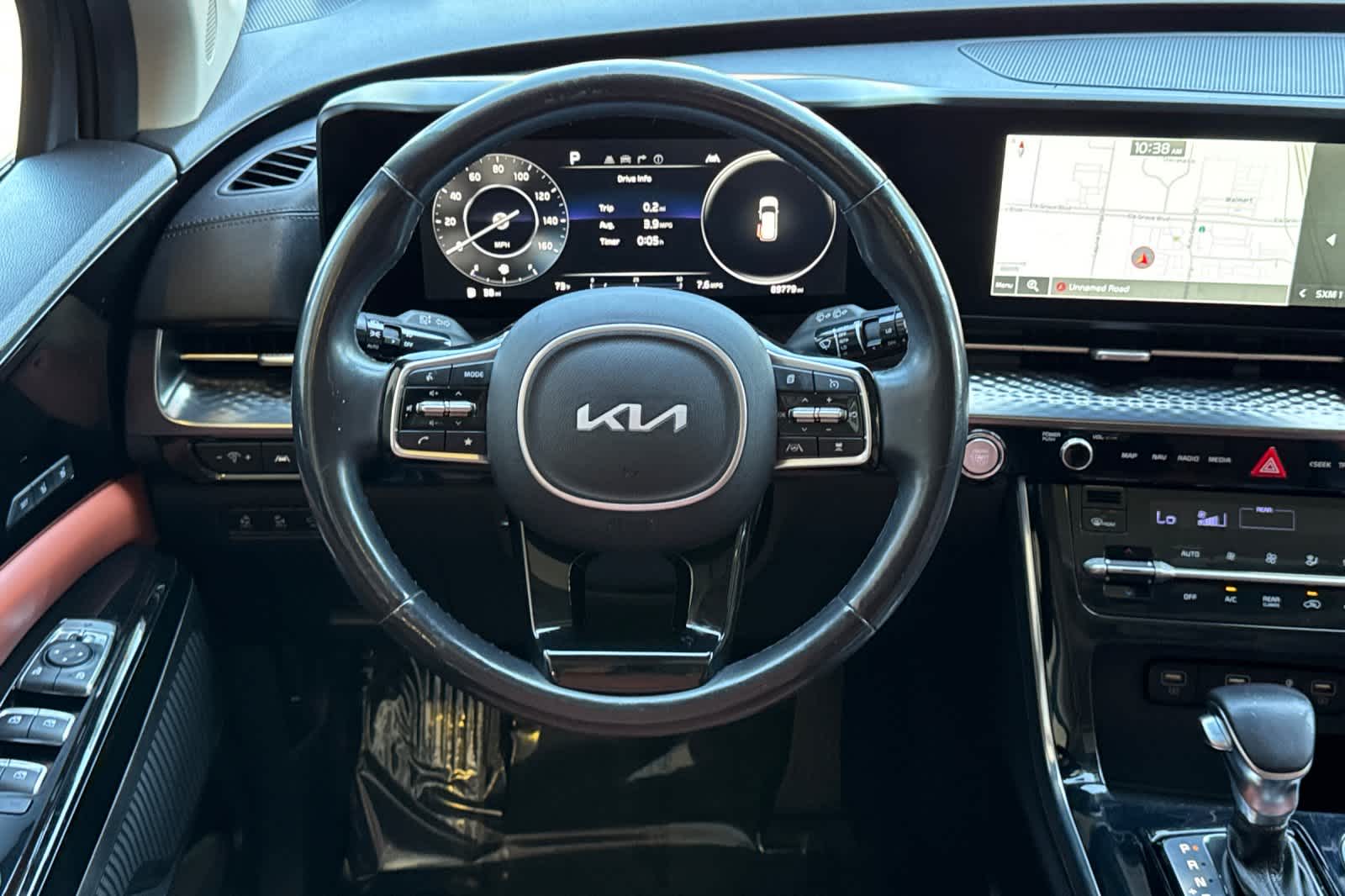 Thumbnail: 2022 Kia Carnival - 14