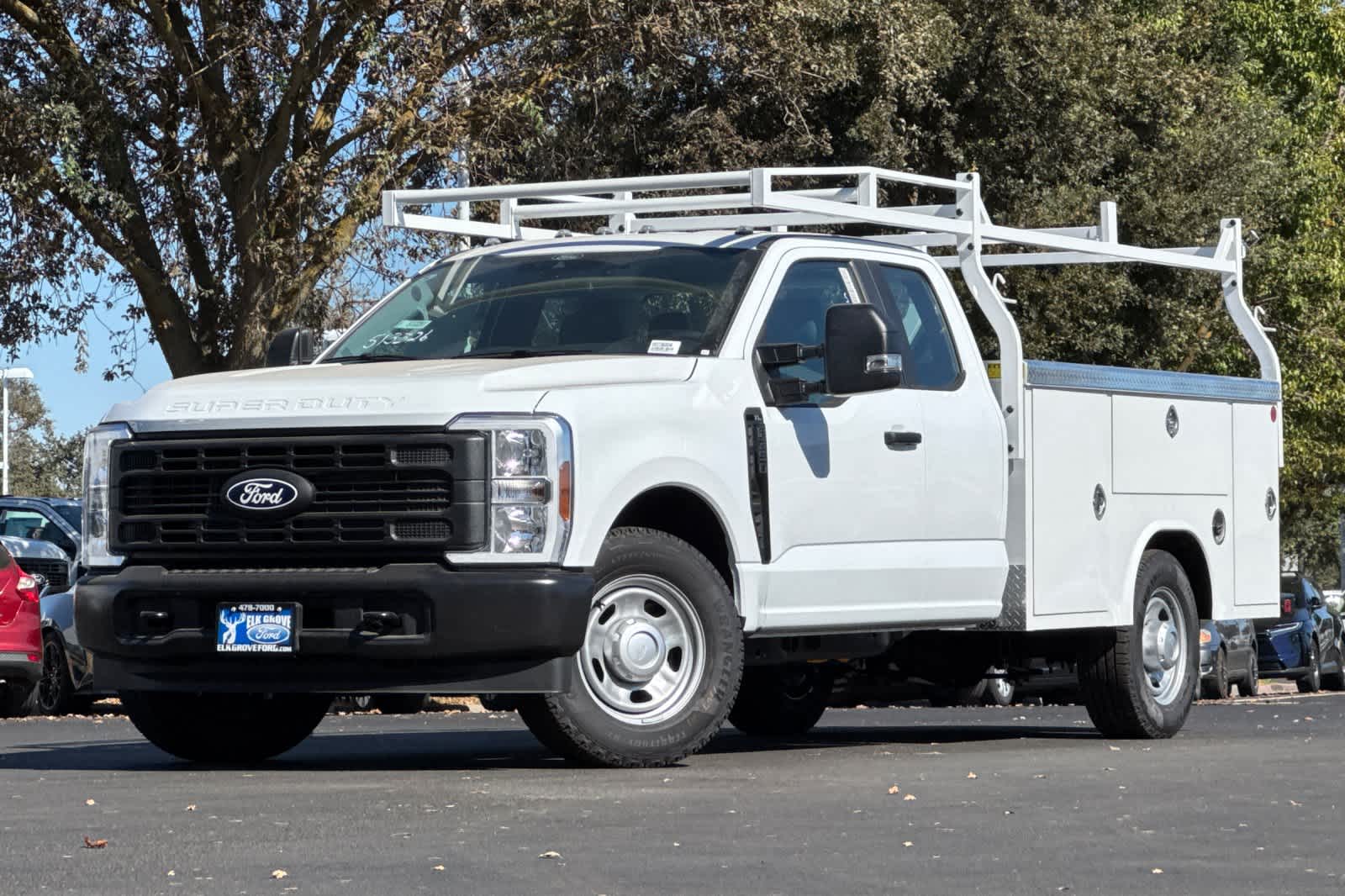 2027 Ford F-350 Chassis Truck Super Cab