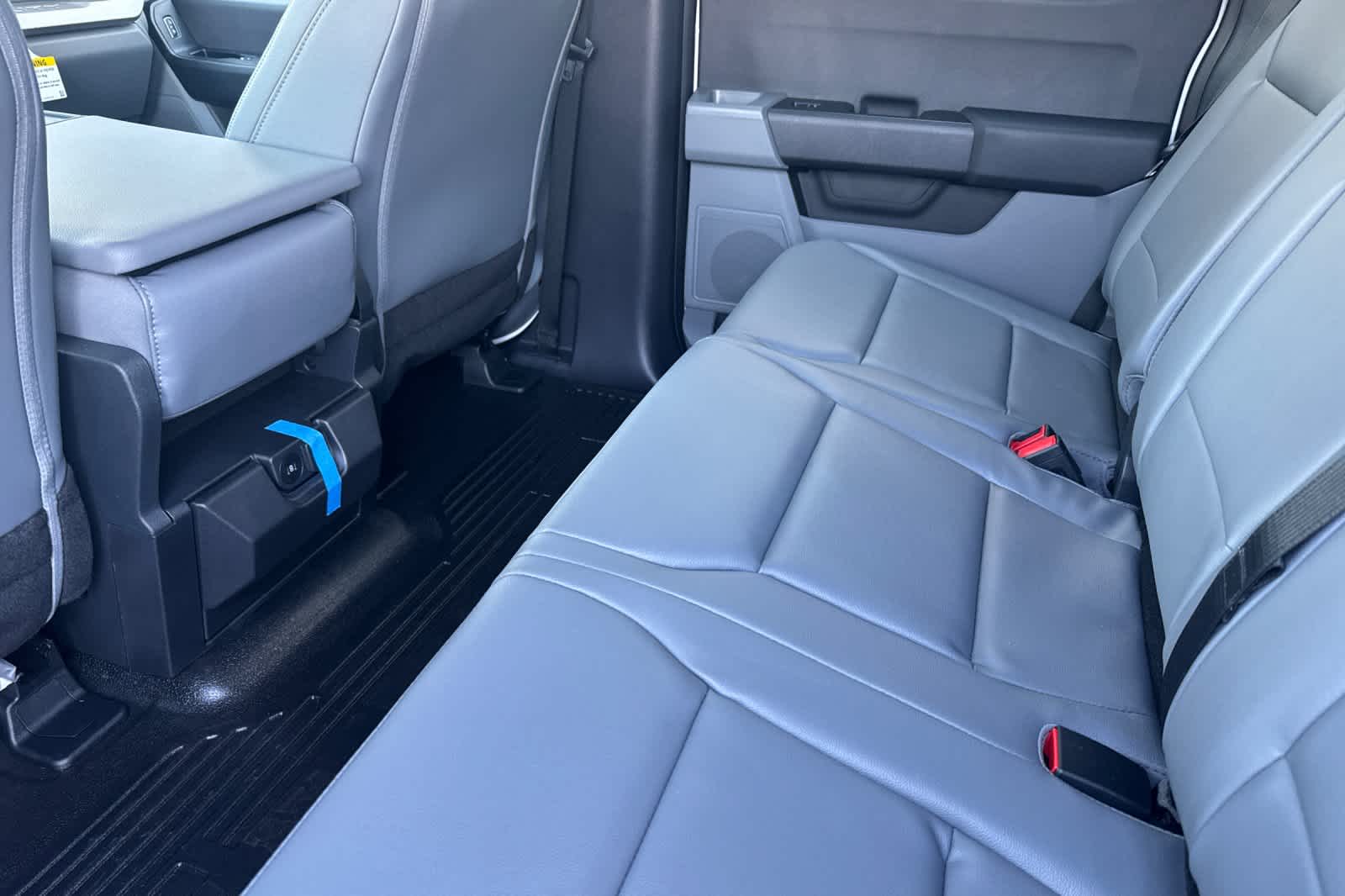 2024 Ford F-550 photo 4