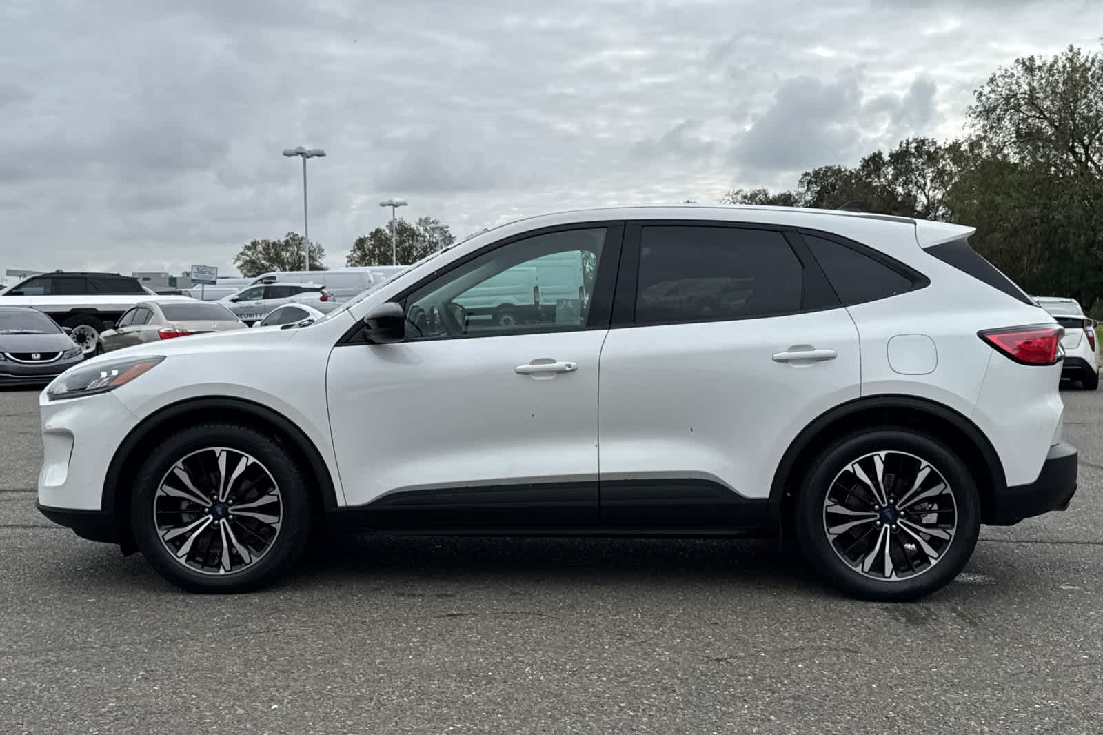 Thumbnail: 2022 Ford Escape - 5