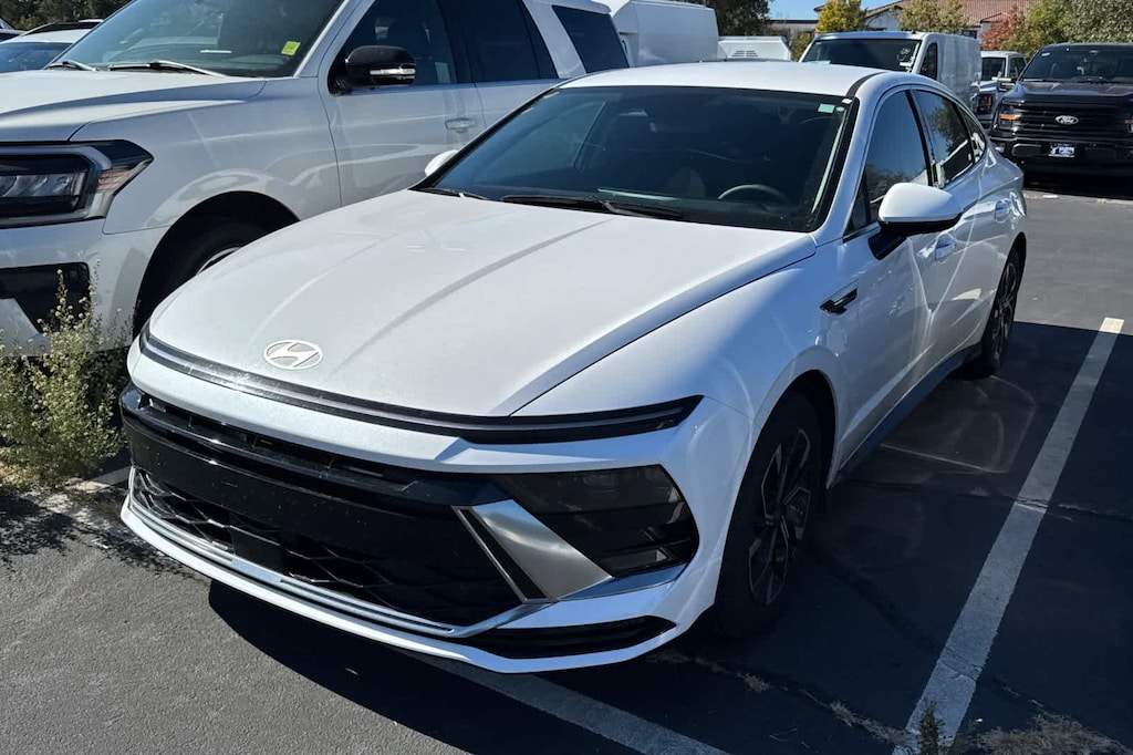 Used 2024 Hyundai Sonata SEL Sedan