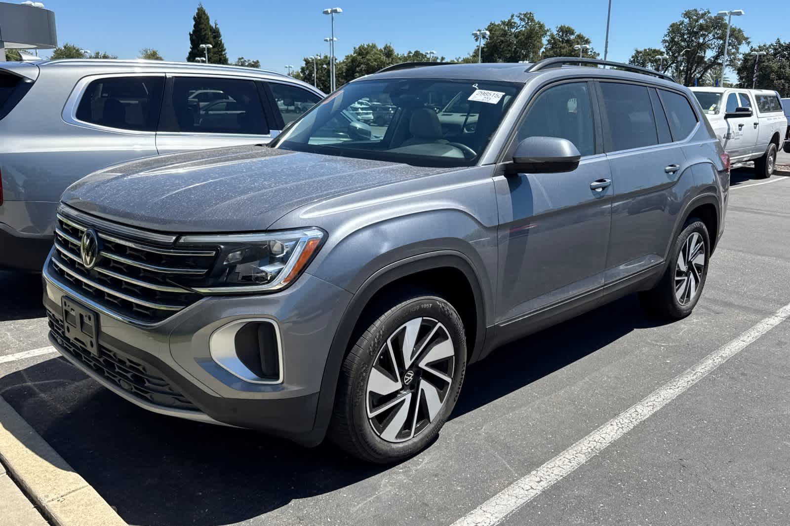 Thumbnail: 2024 Volkswagen Atlas - 1