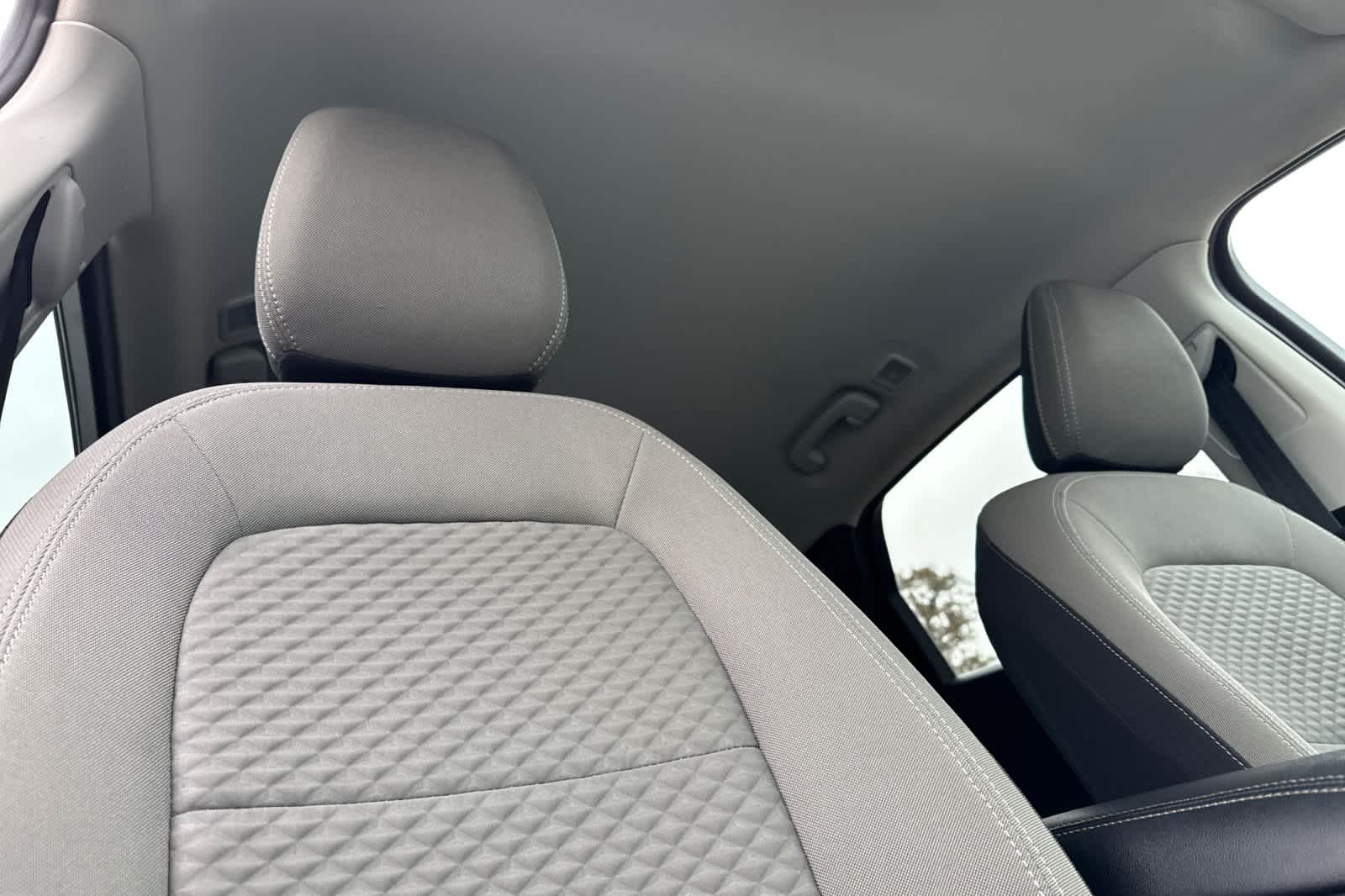 Thumbnail: 2022 Ford Escape - 17