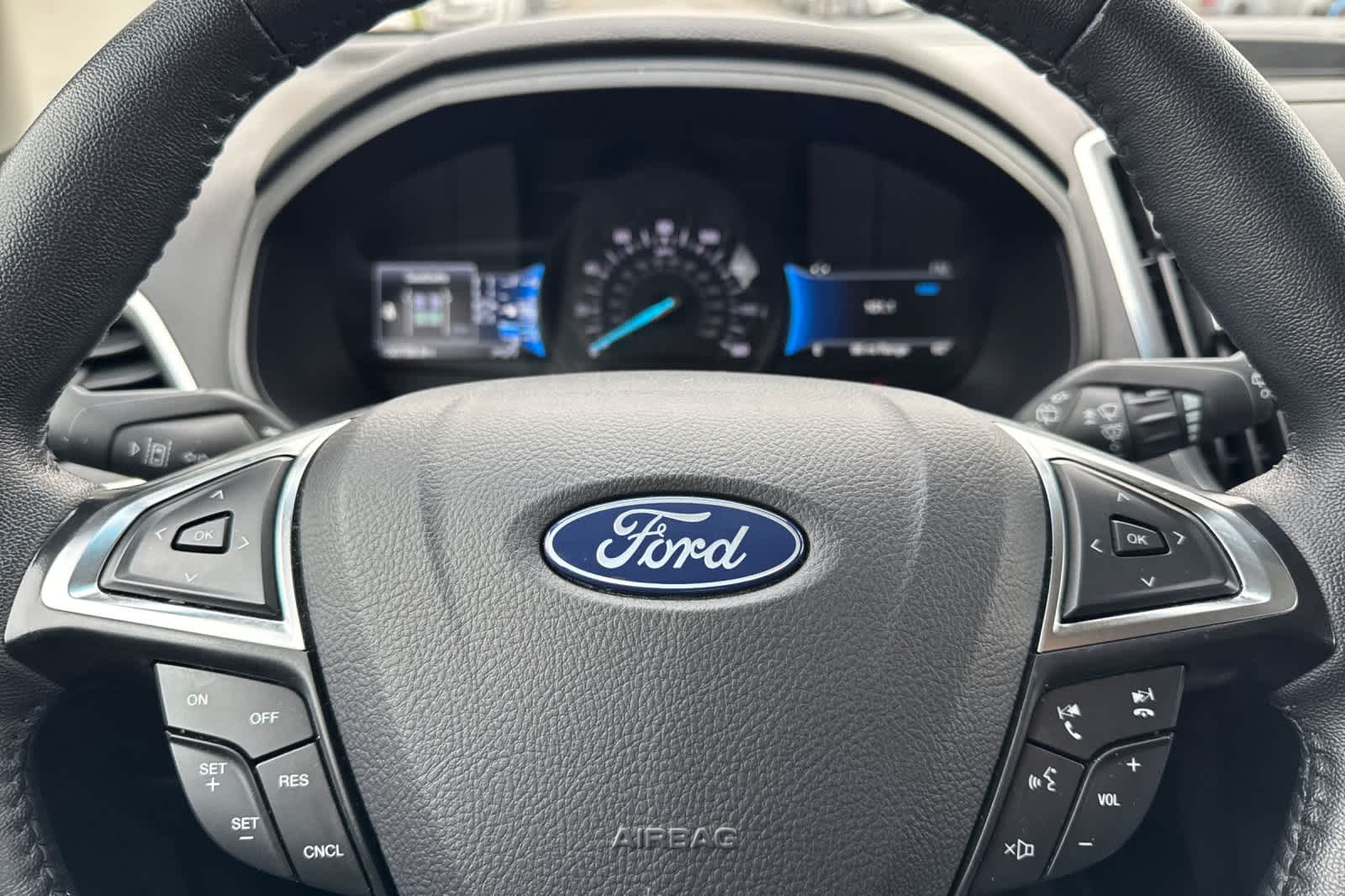 Thumbnail: 2024 Ford Edge - 23