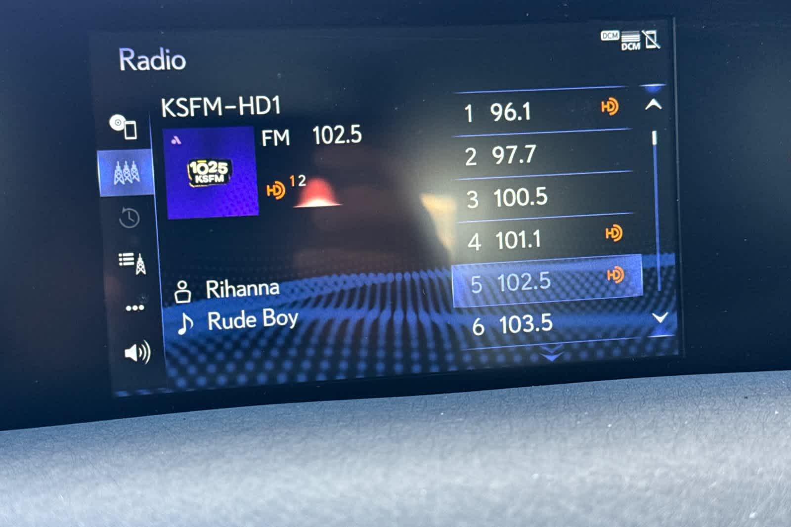 Thumbnail: 2019 Lexus UX - 18