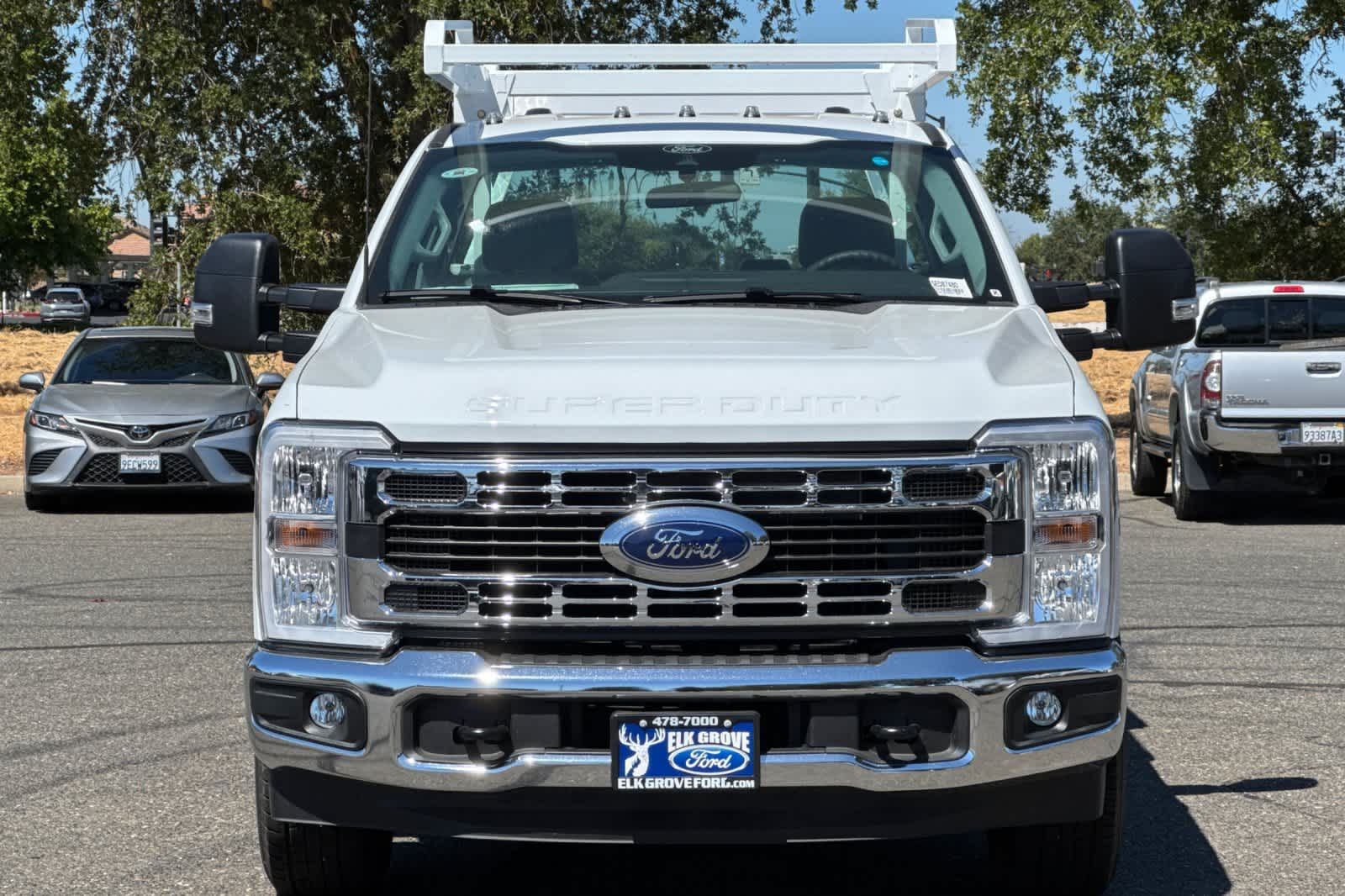 Thumbnail: 2025 Ford F-350 - 9