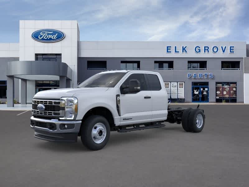 2026 Ford F-350 XL 4x4 SuperCab 168-In DRW's photo