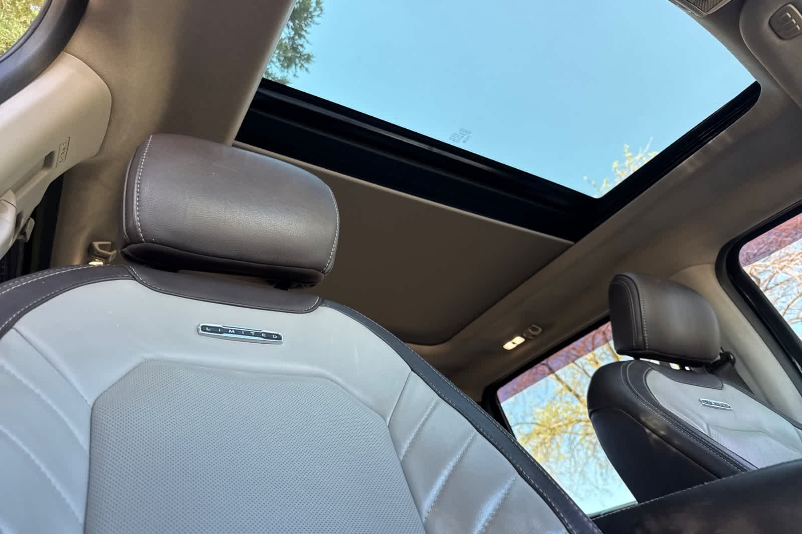 Thumbnail: 2018 Ford F-450 - 16