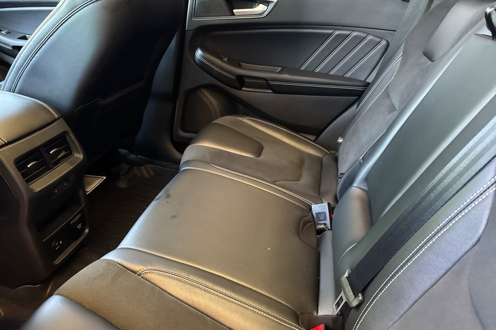 Thumbnail: 2021 Ford Edge - 4