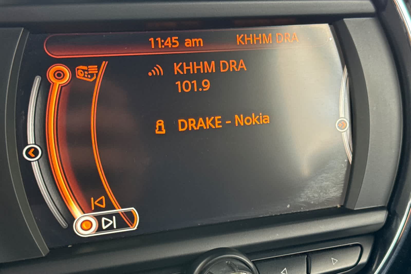 Thumbnail: 2017 MINI Cooper Convertible - 20