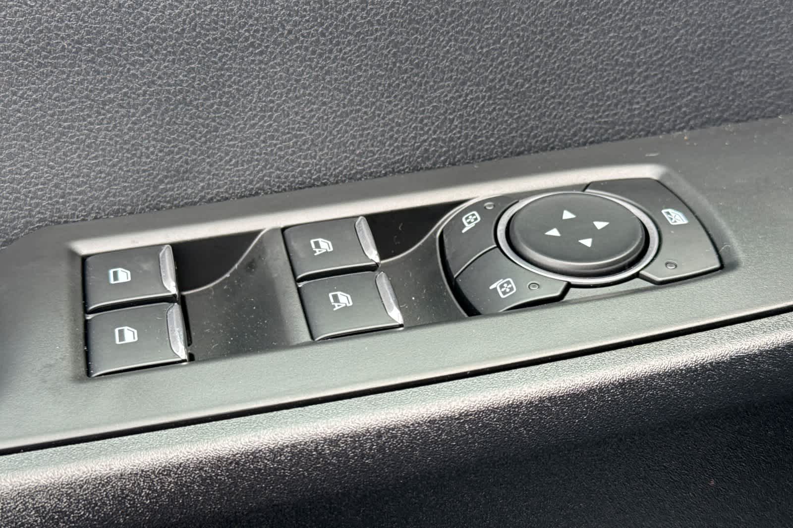 Thumbnail: 2025 Ford F-350 - 13