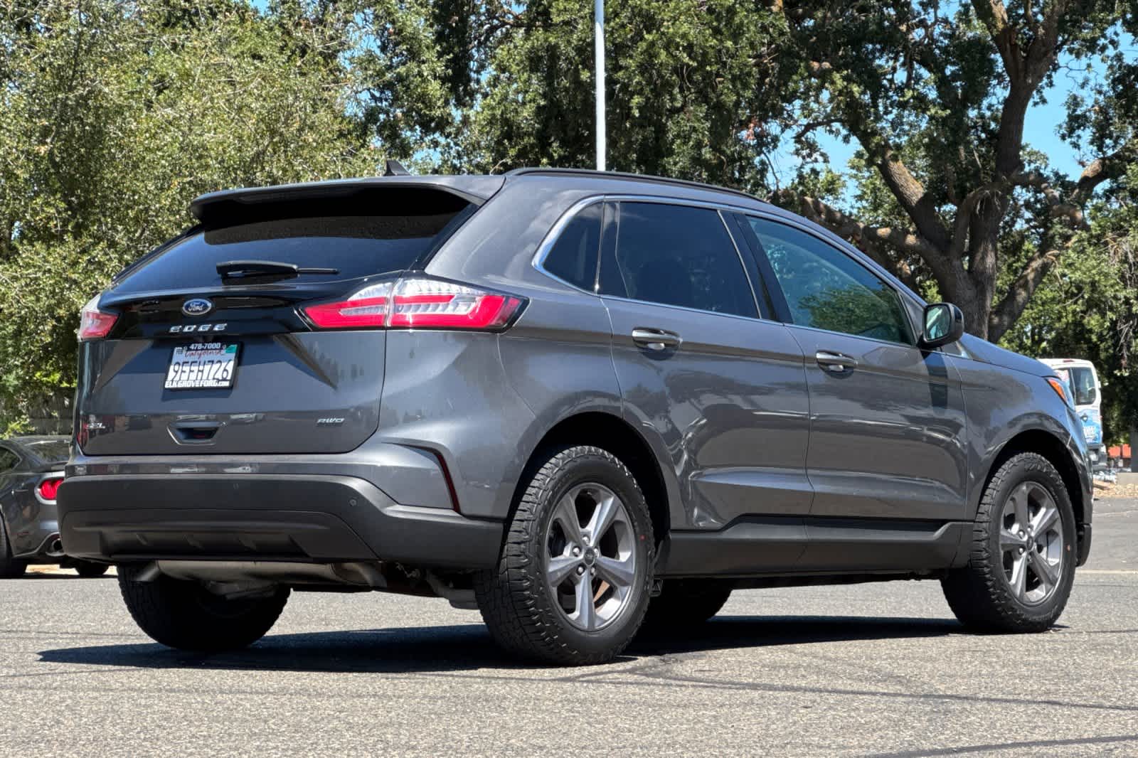 Thumbnail: 2022 Ford Edge - 2