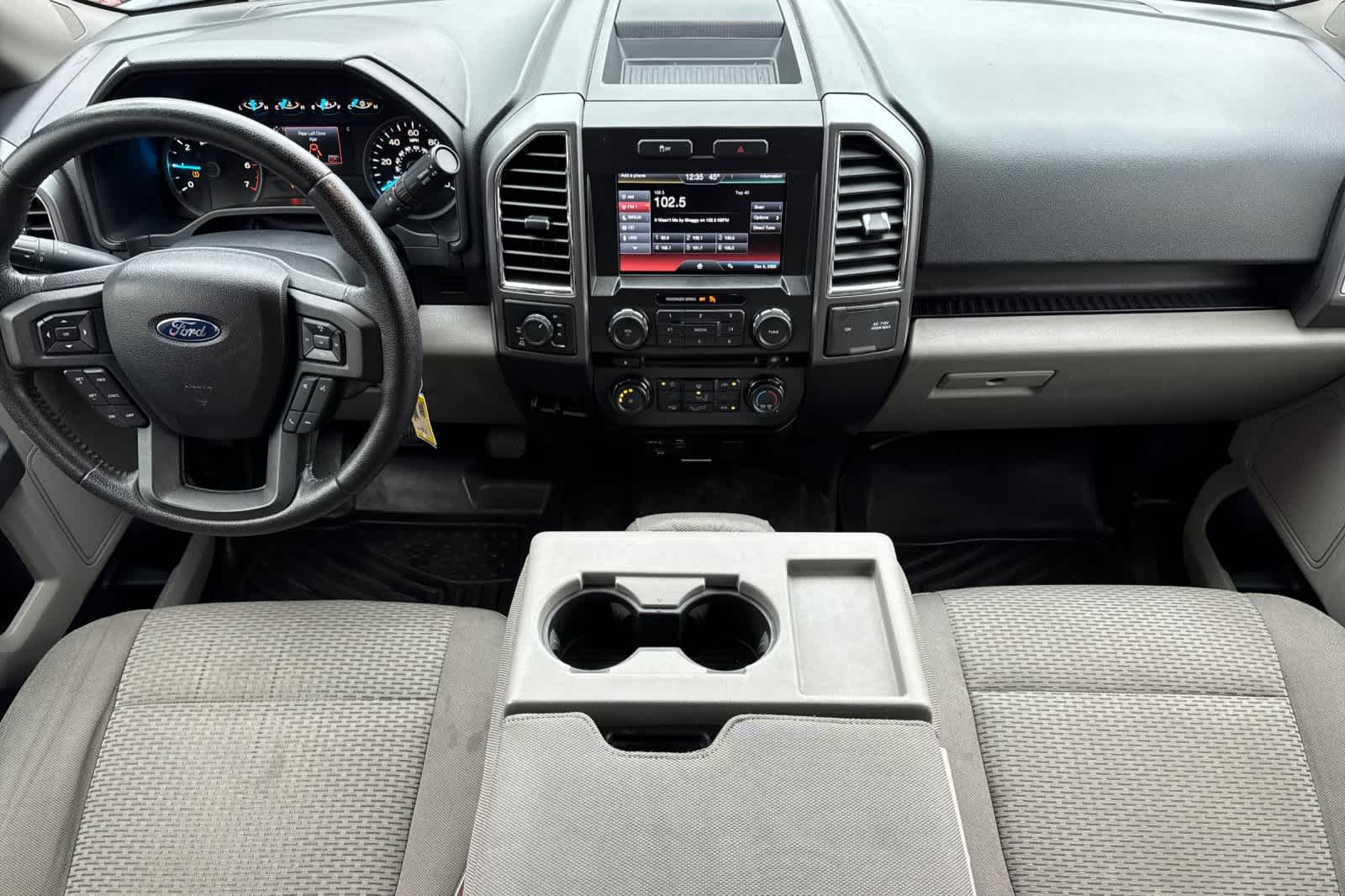 2015 Ford F-150 XLT photo 3