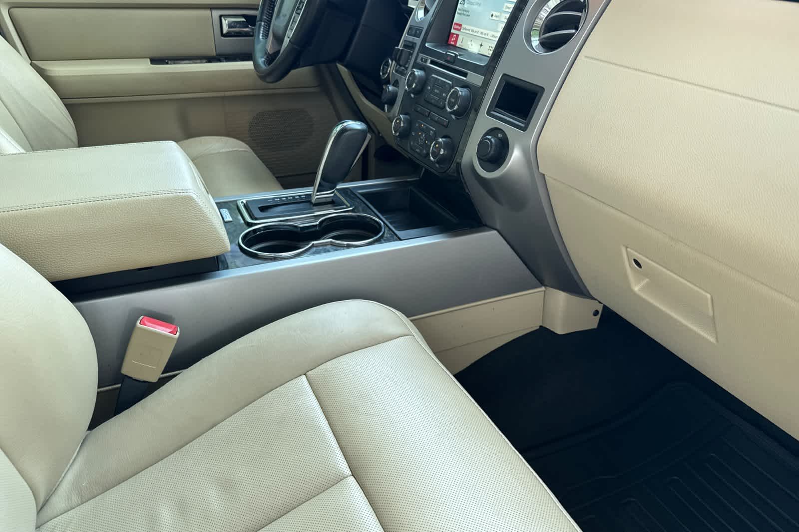 Thumbnail: 2016 Ford Expedition - 17