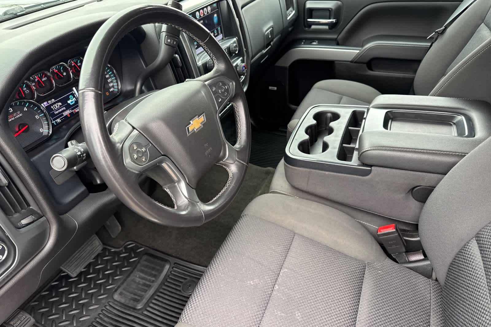 Thumbnail: 2017 Chevrolet Silverado 2500 - 11