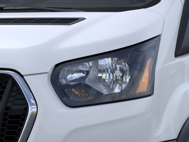 Thumbnail: 2025 Ford Econoline - 18