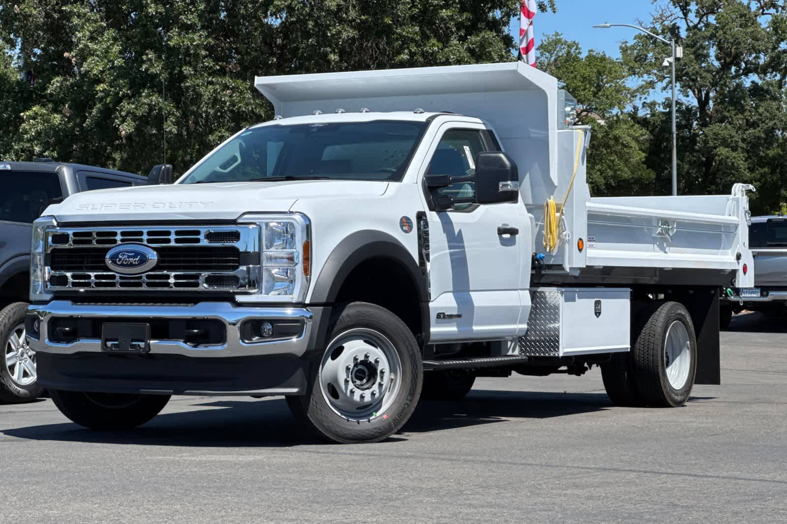 2026 Ford F-550 XL 4x4 Regular Cab 169-In DRW's photo